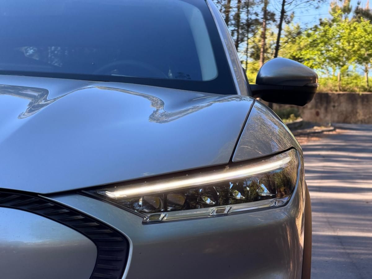 ford-mustang-2021-eletrico-0cc
