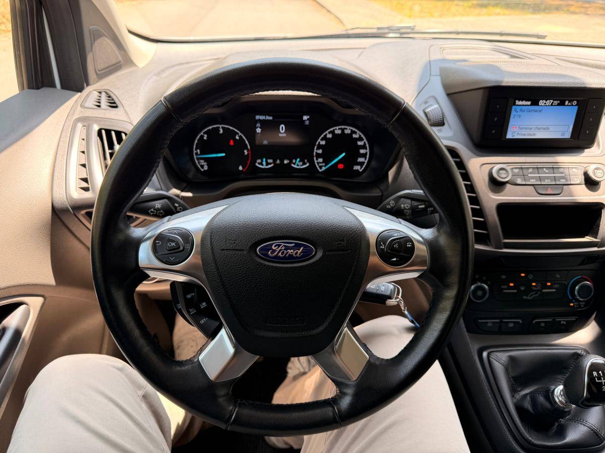 ford-transit-connect-2022-diesel-1499cc