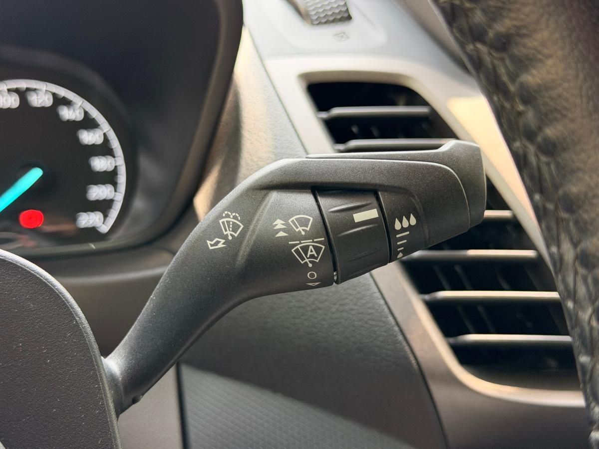 ford-transit-connect-2022-diesel-1499cc