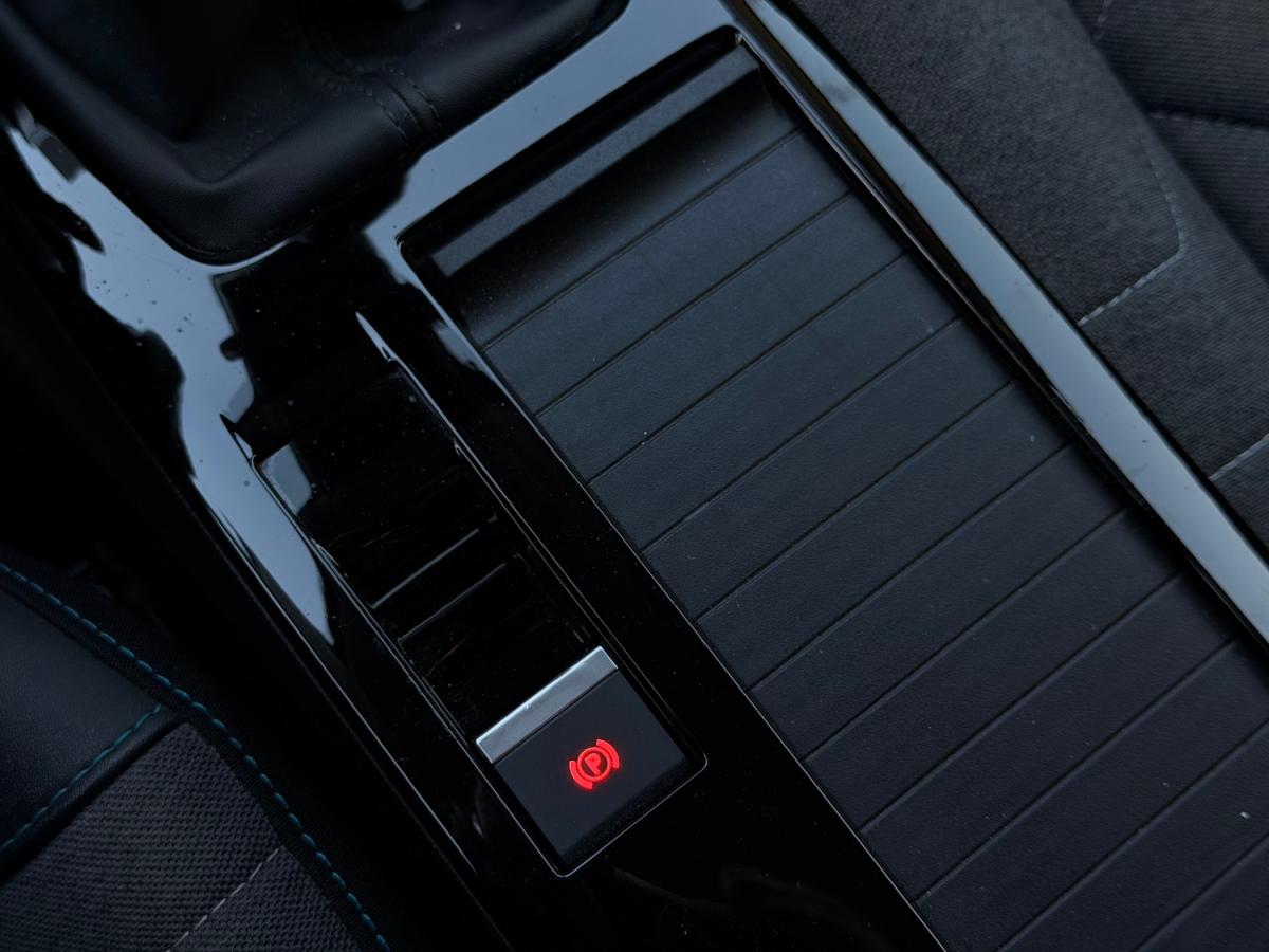 citroen-c4-2022-diesel-1499cc