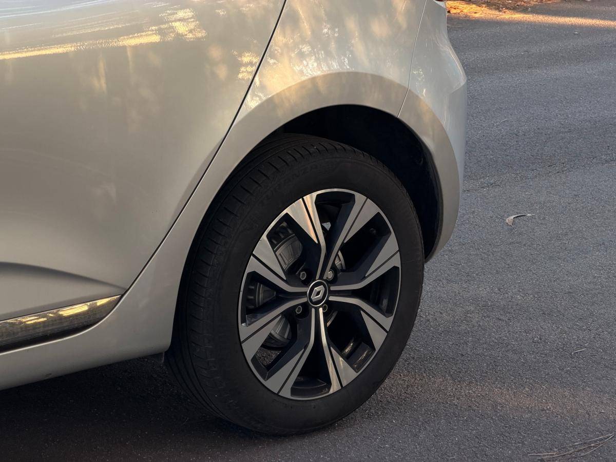 renault-clio-2023-diesel-1461cc