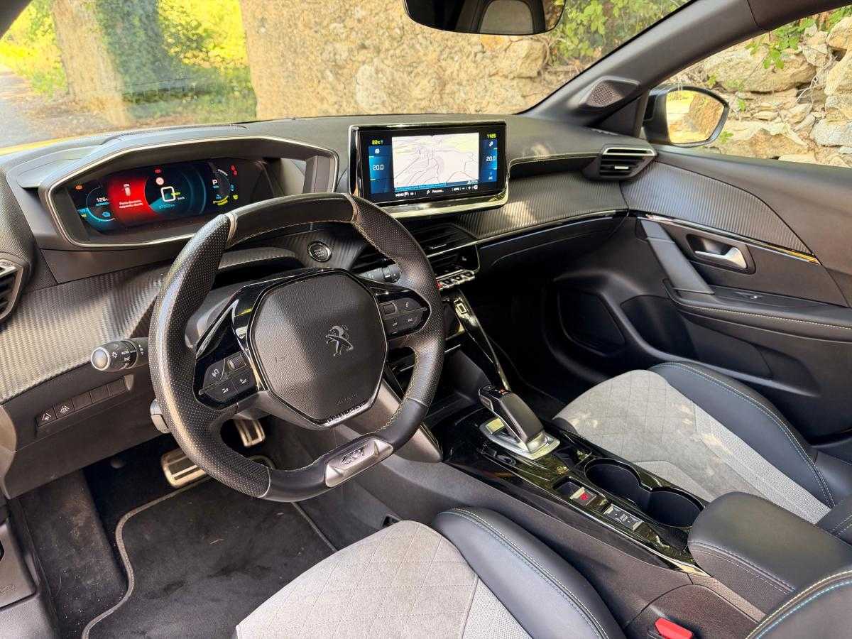 peugeot-208-2020-eletrico-0cc