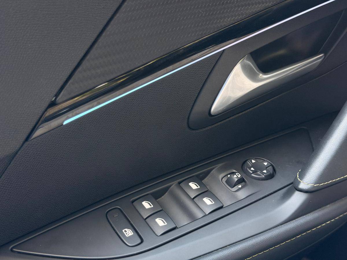 peugeot-208-2020-eletrico-0cc