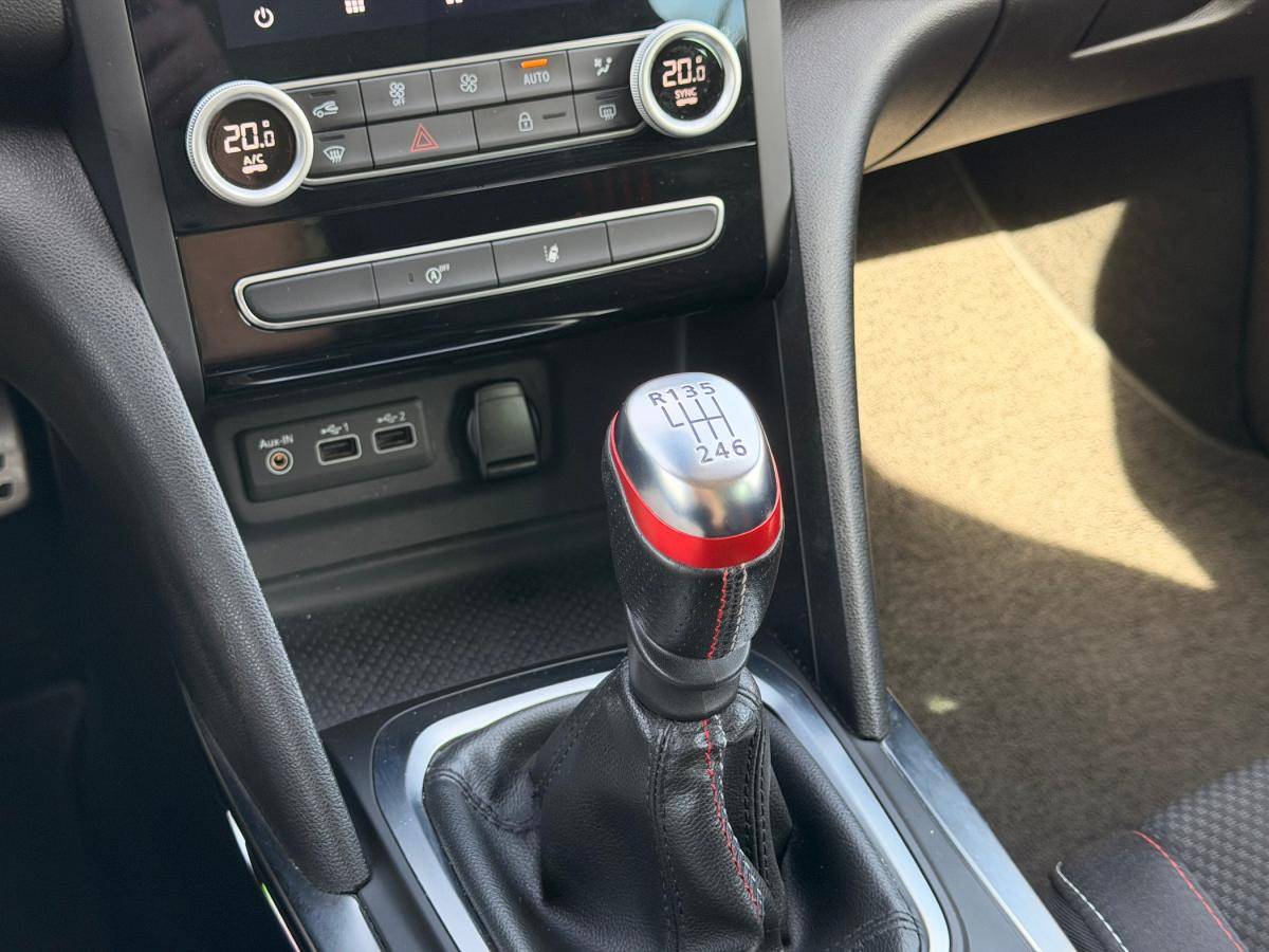 renault-megane-sport-tourer-2021-gasolina-1332cc