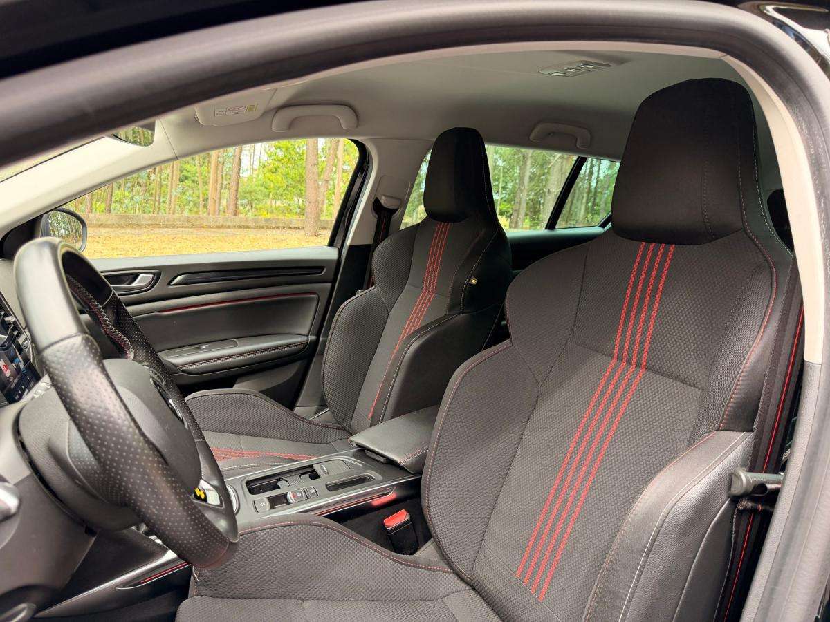 renault-megane-sport-tourer-2021-gasolina-1332cc
