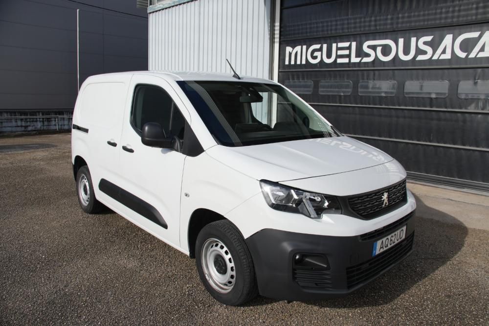 citroen-berlingo-2022-diesel-1500cc