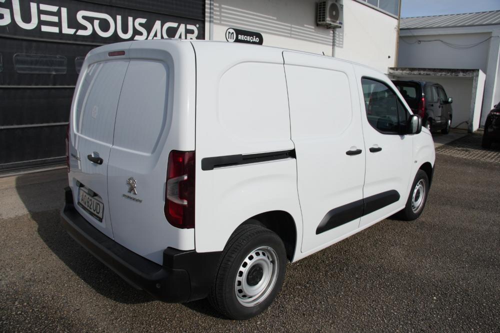 citroen-berlingo-2022-diesel-1500cc