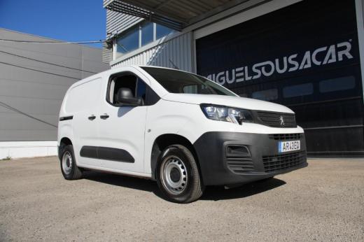 peugeot-partner-2022-diesel-1500cc