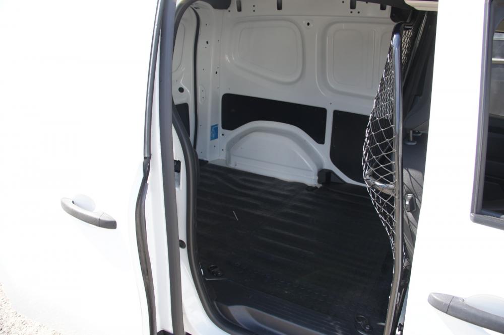 renault-kangoo-2023-diesel-1500cc