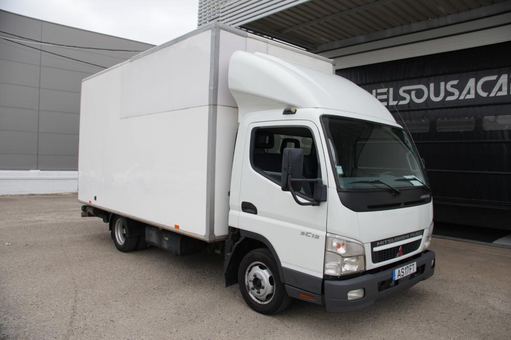 mitsubishi-canter-2009-diesel-3000cc