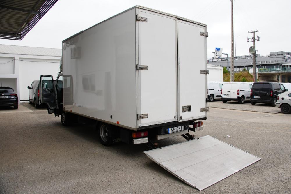 mitsubishi-canter-2009-diesel-3000cc