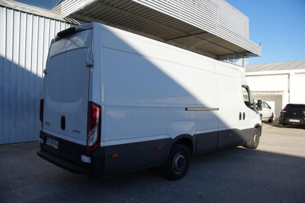 iveco-daily-2019-diesel-2300cc