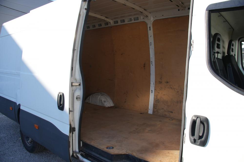 iveco-daily-2019-diesel-2300cc
