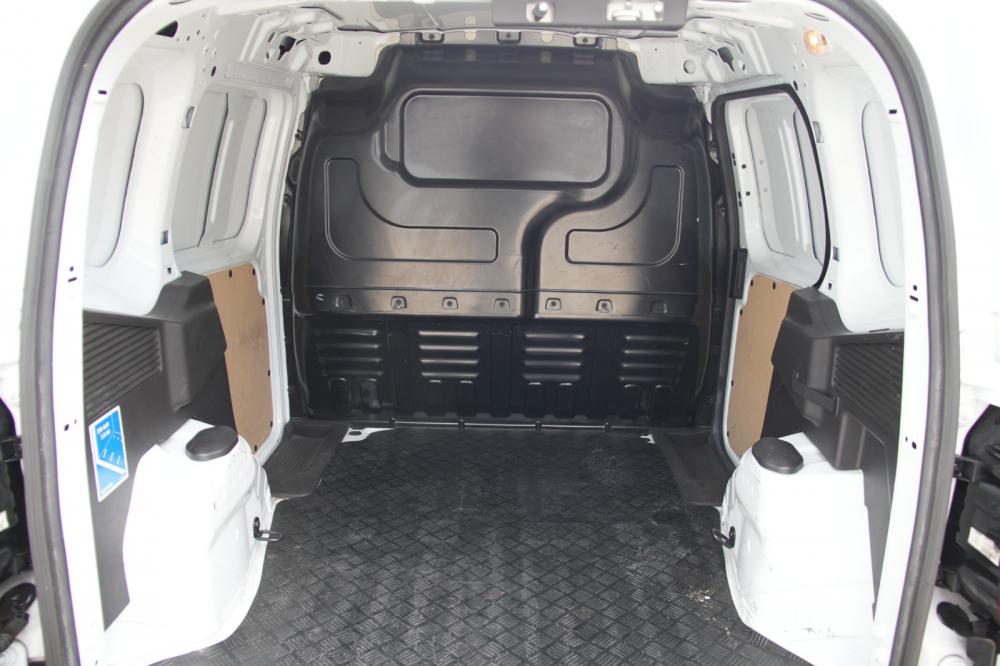 ford-transit-2020-diesel-1500cc