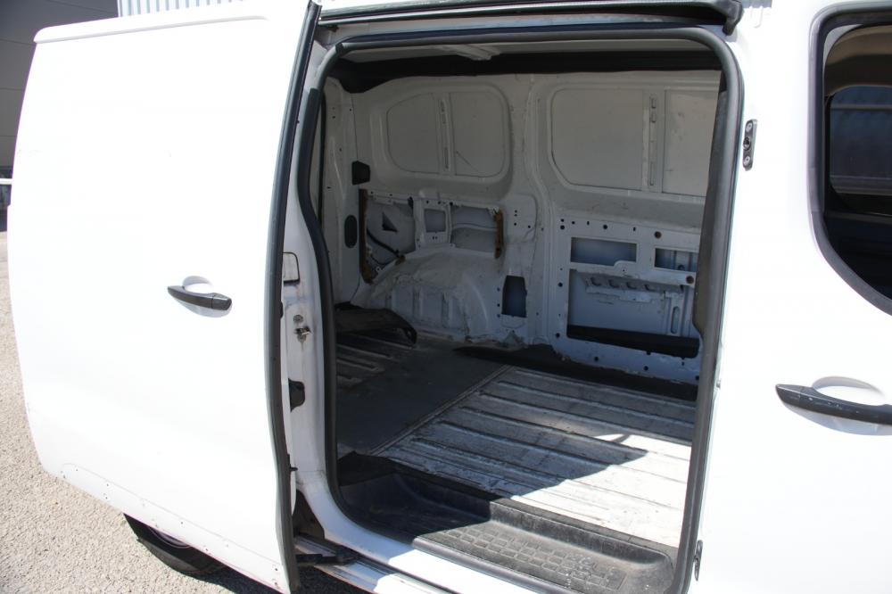 peugeot-expert-2021-diesel-1500cc