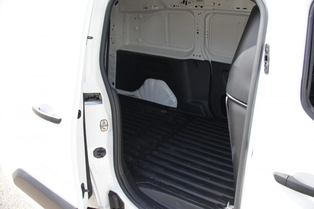 citroen-berlingo-2021-diesel-1500cc