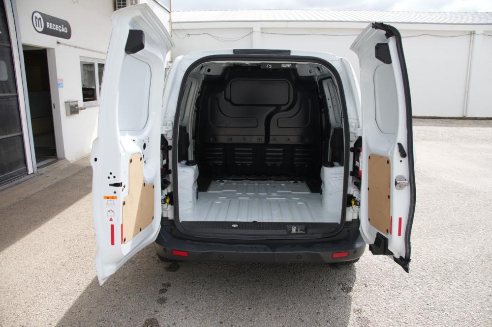 ford-transit-2020-diesel-1500cc