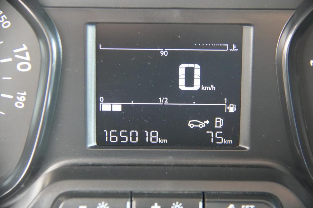 opel-vivaro-2020-diesel-1500cc