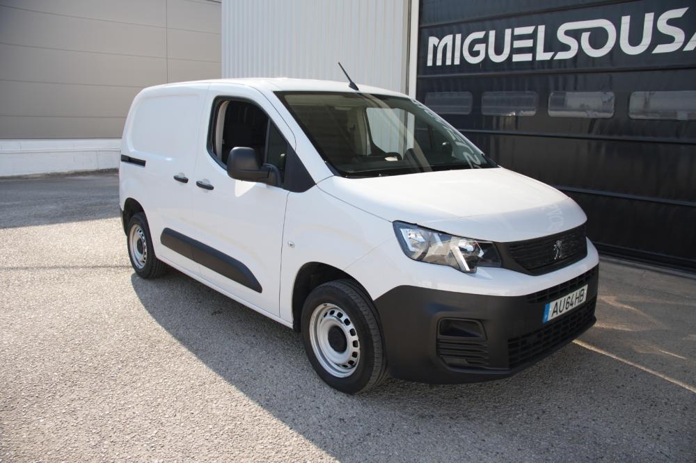 peugeot-partner-2022-diesel-1500cc