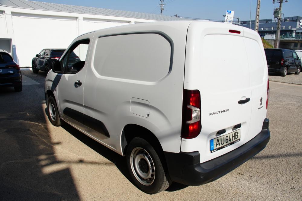 peugeot-partner-2022-diesel-1500cc