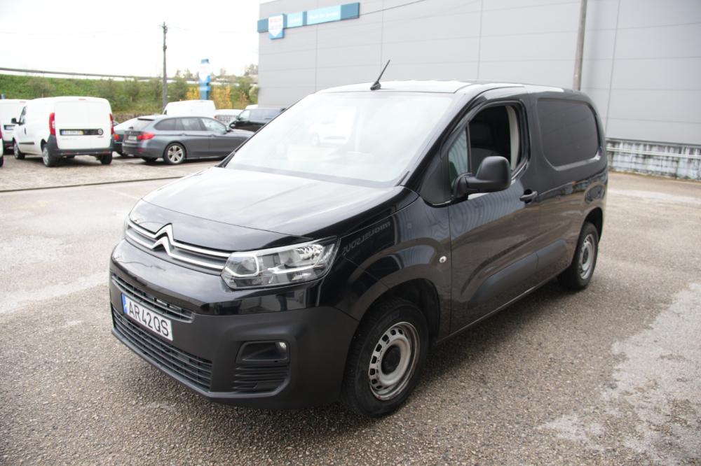 citroen-berlingo-2022-diesel-1500cc