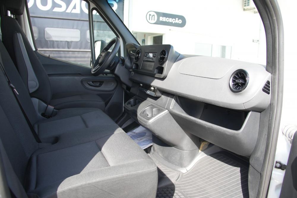 mercedes-benz-sprinter-2022-diesel-2000cc