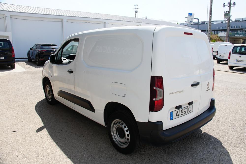 peugeot-partner-2021-diesel-1500cc