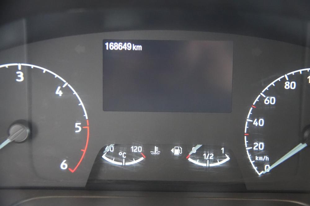 ford-transit-2022-diesel-2000cc
