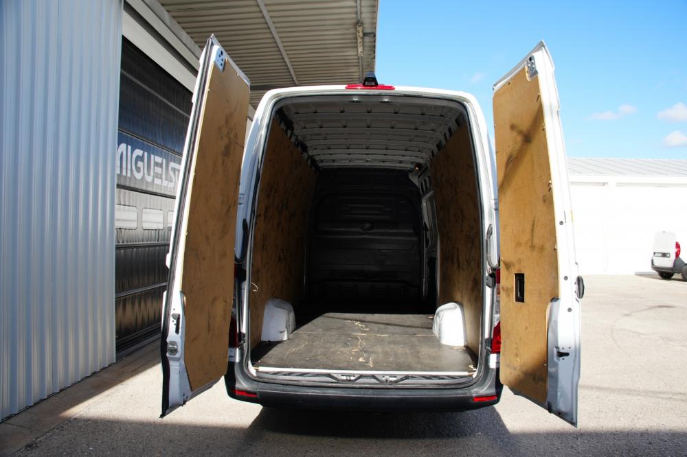 mercedes-benz-sprinter-2022-diesel-2000cc