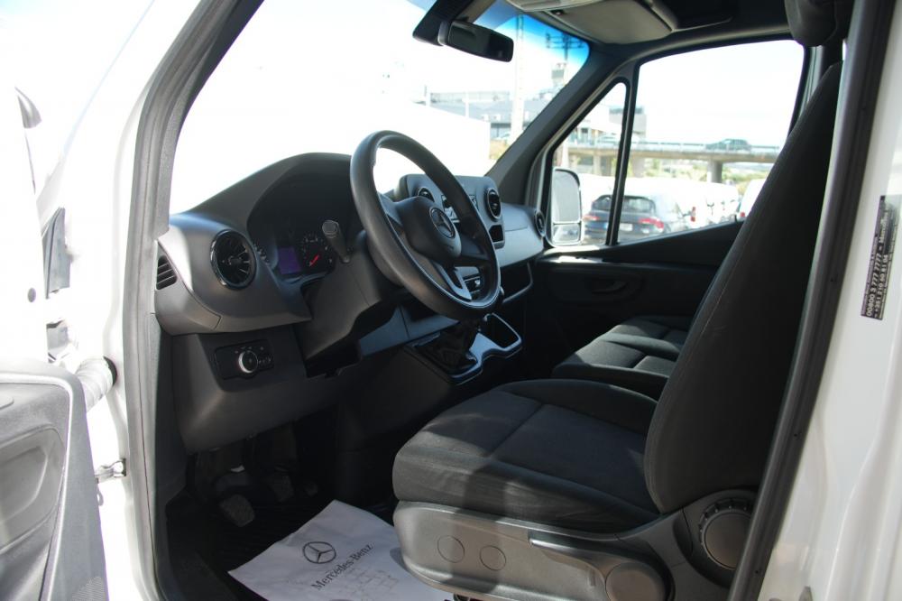 mercedes-benz-sprinter-2022-diesel-2000cc