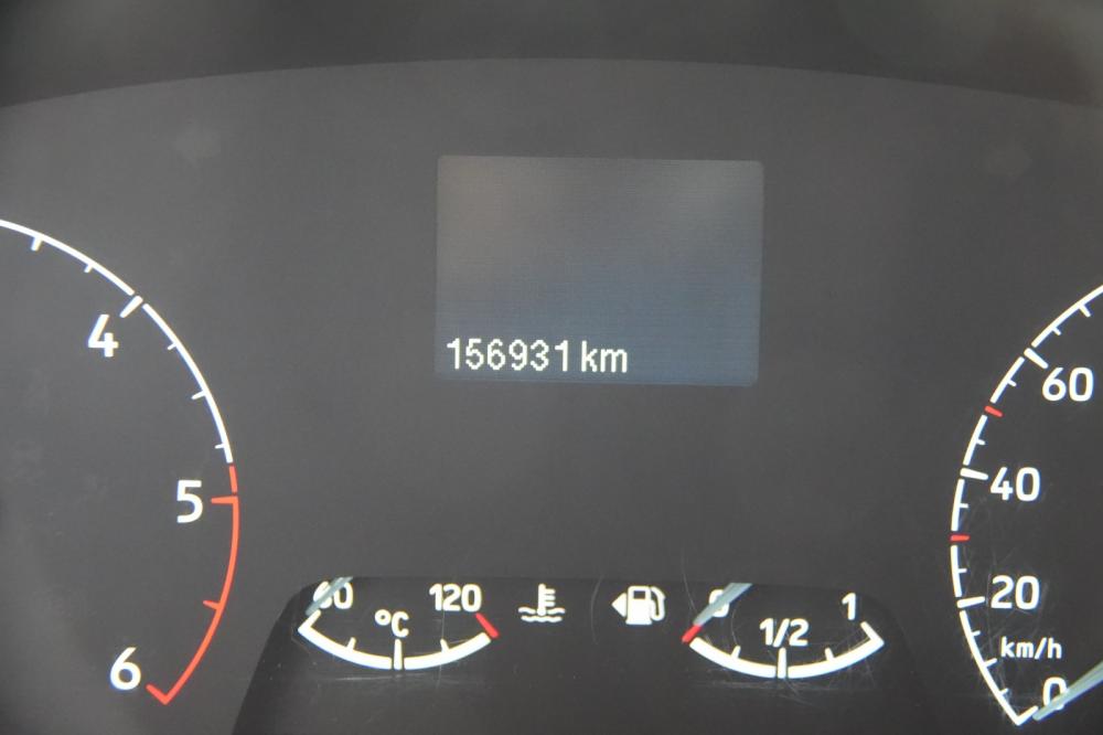 ford-transit-2023-diesel-2000cc