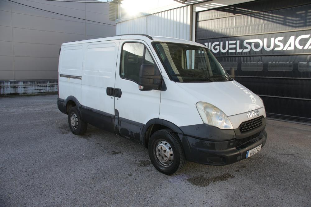 iveco-daily-2014-diesel-2300cc