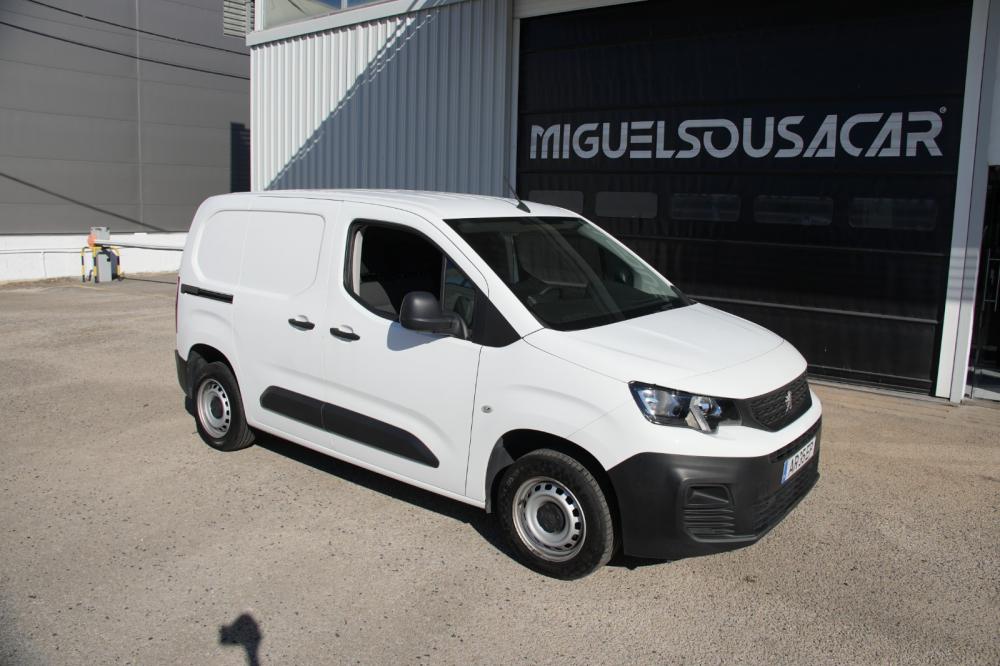 peugeot-partner-2022-diesel-1500cc