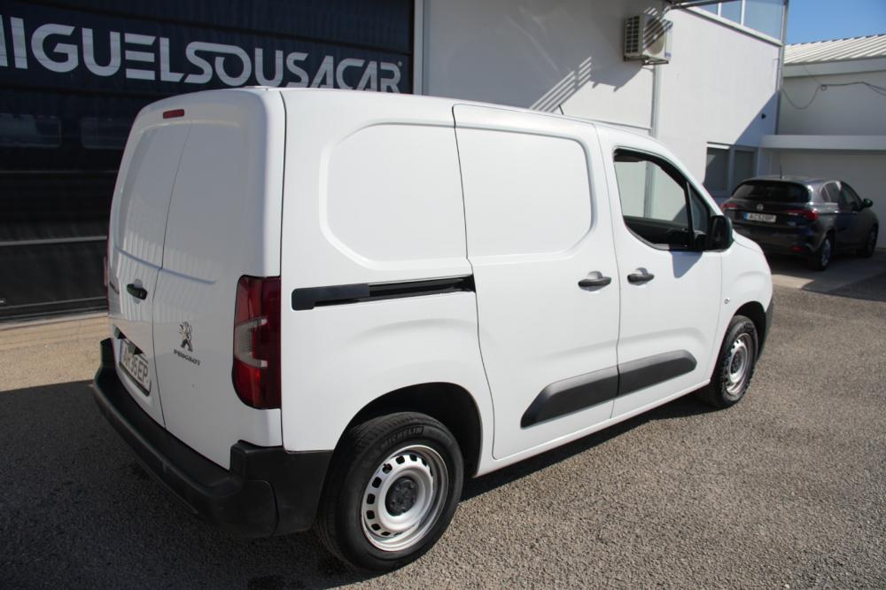 peugeot-partner-2022-diesel-1500cc