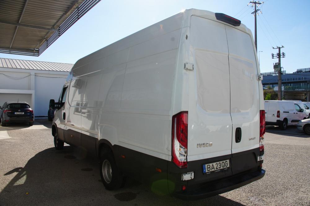 iveco-daily-2023-diesel-2300cc