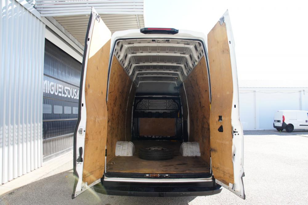 iveco-daily-2023-diesel-2300cc