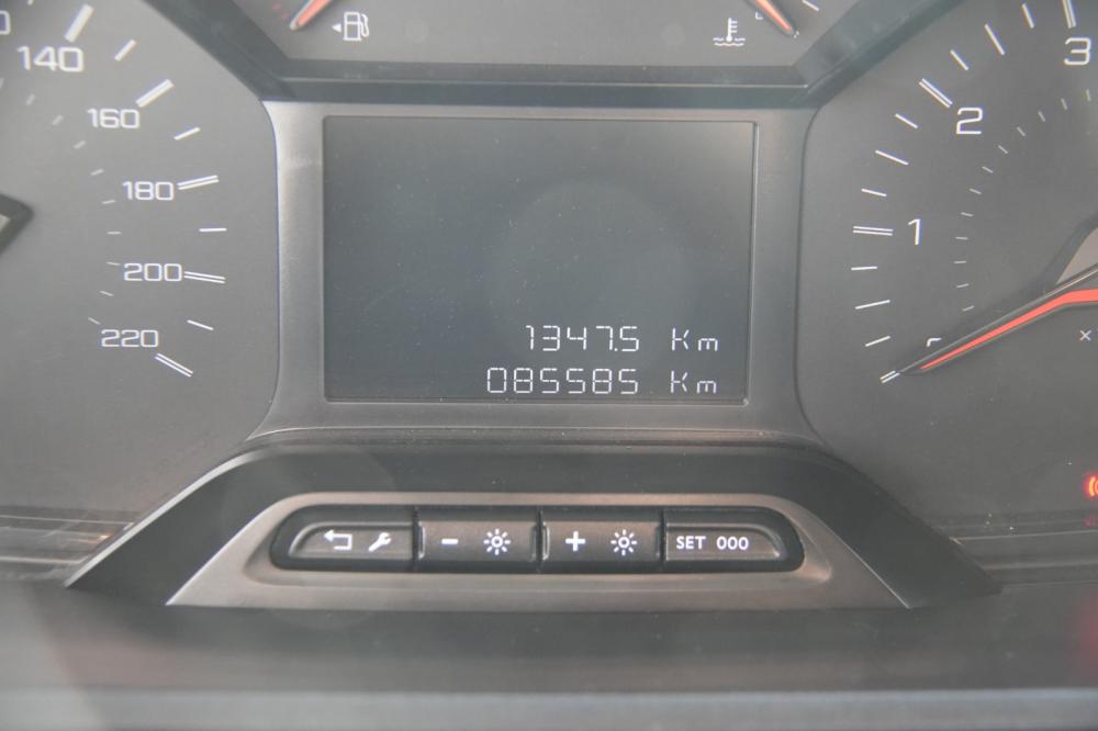 peugeot-partner-2023-diesel-1500cc