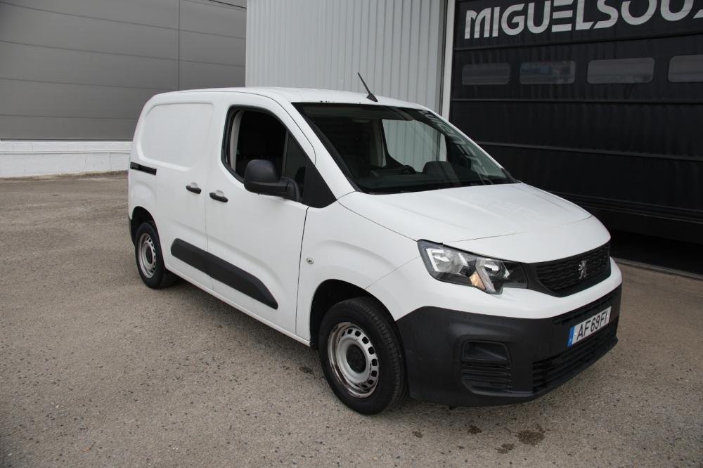 peugeot-partner-2021-diesel-1500cc