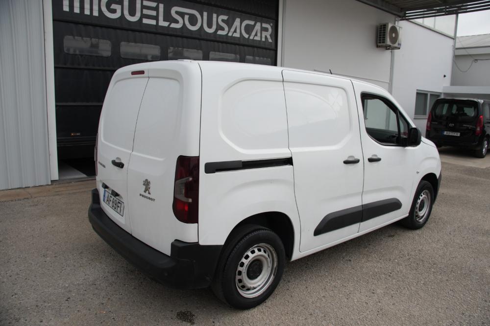 peugeot-partner-2021-diesel-1500cc