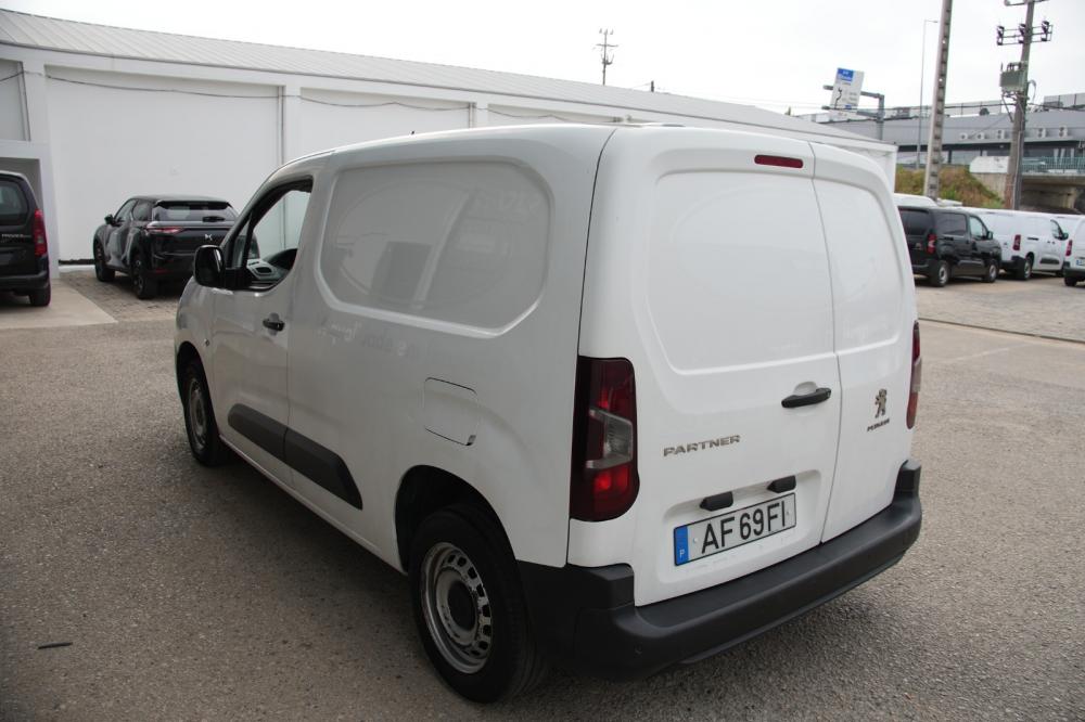 peugeot-partner-2021-diesel-1500cc