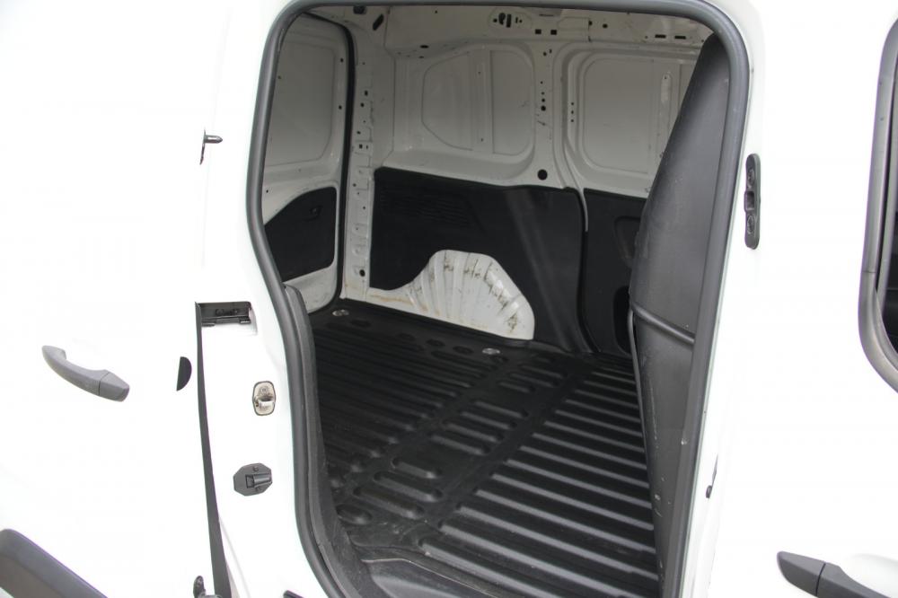 peugeot-partner-2021-diesel-1500cc