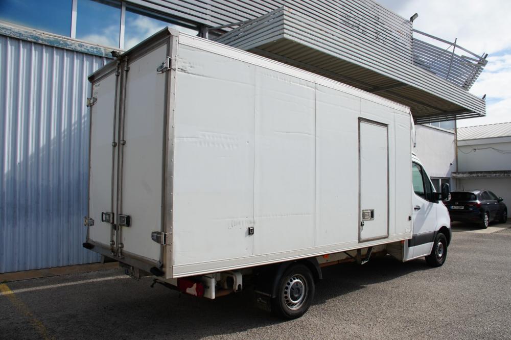 mercedes-benz-sprinter-2022-diesel-2000cc