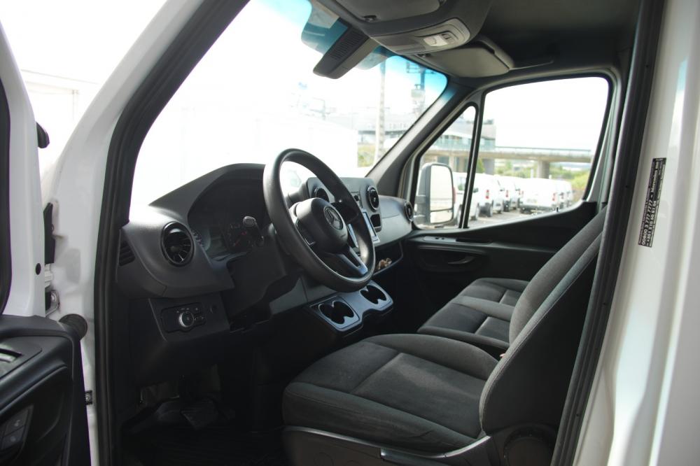 mercedes-benz-sprinter-2022-diesel-2000cc