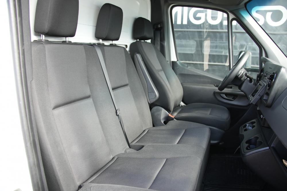 mercedes-benz-sprinter-2022-diesel-2000cc
