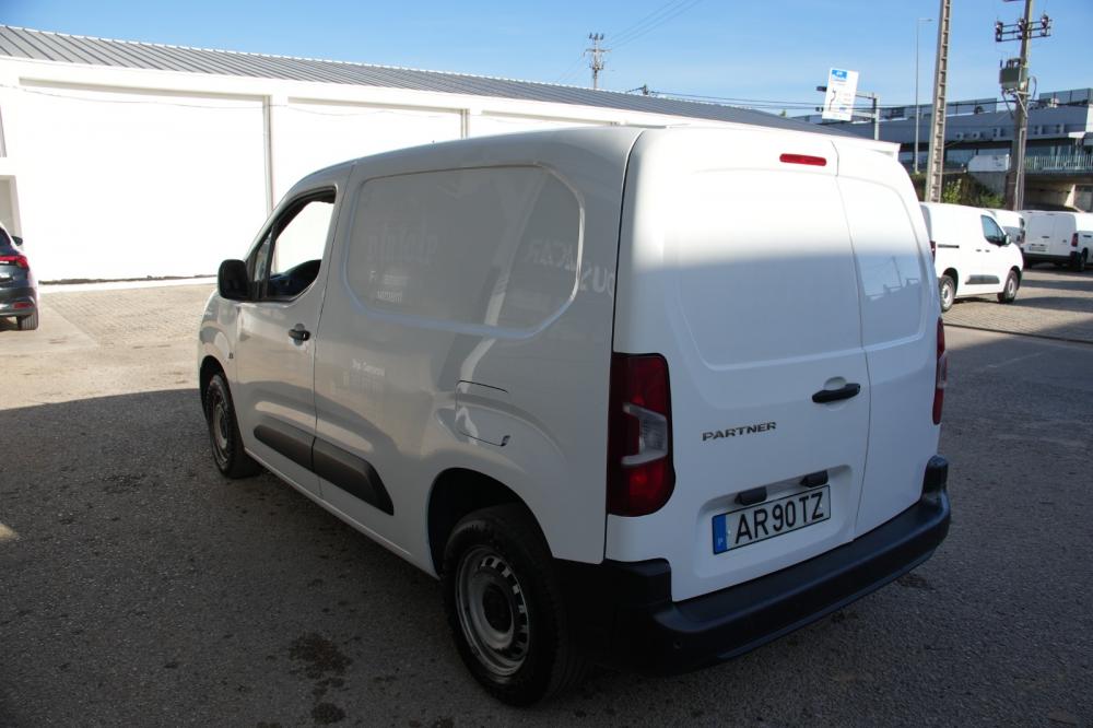 peugeot-partner-2022-diesel-1500cc