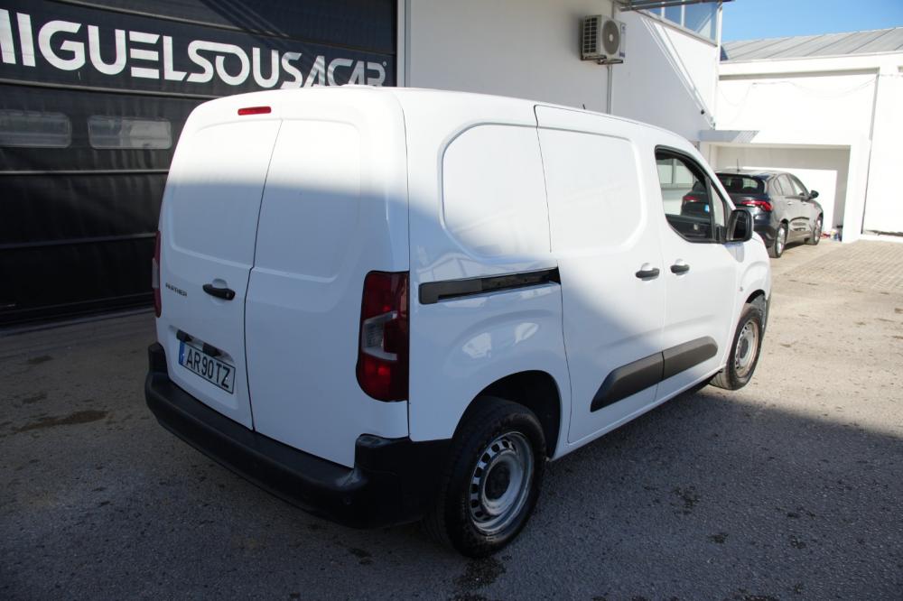 peugeot-partner-2022-diesel-1500cc
