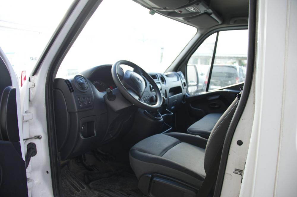 renault-master-2019-diesel-2300cc