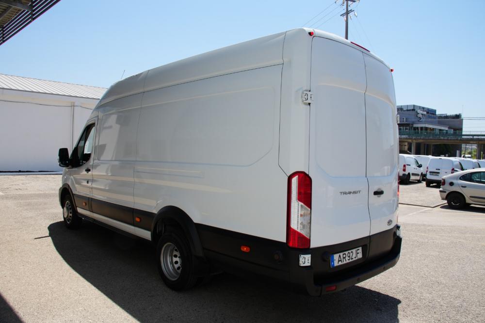 ford-transit-2022-diesel-2000cc