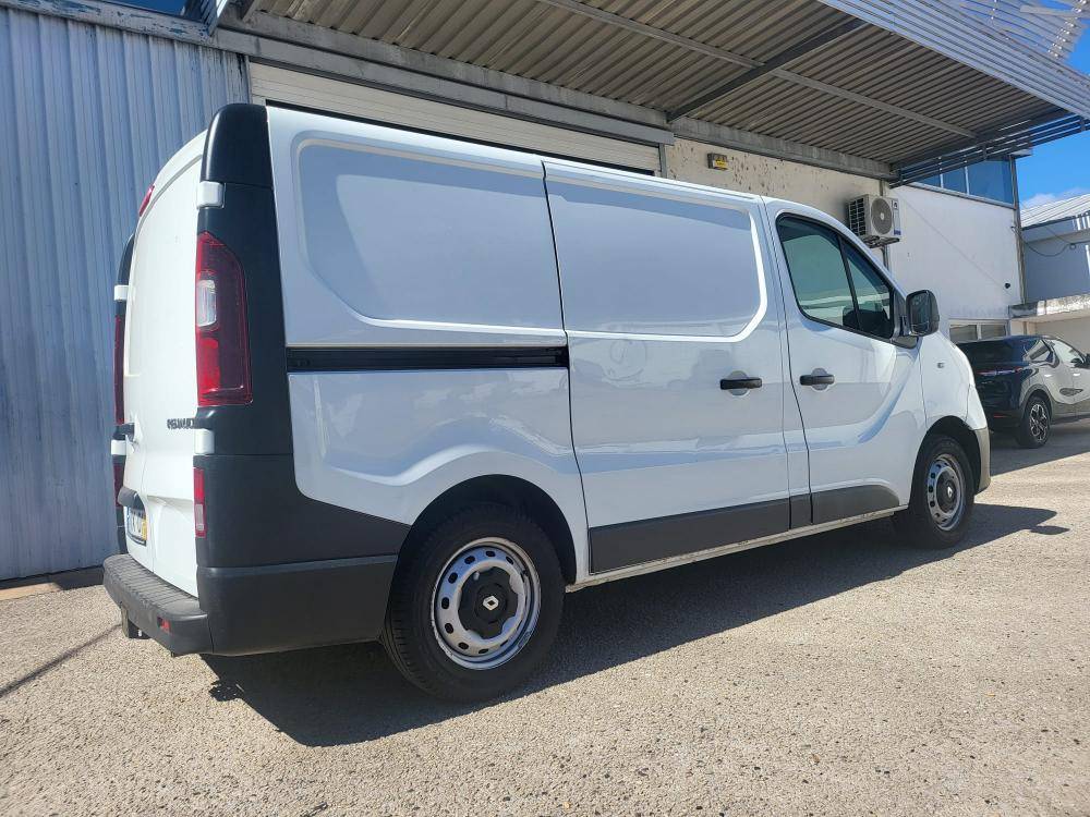 renault-trafic-2019-diesel-1598cc