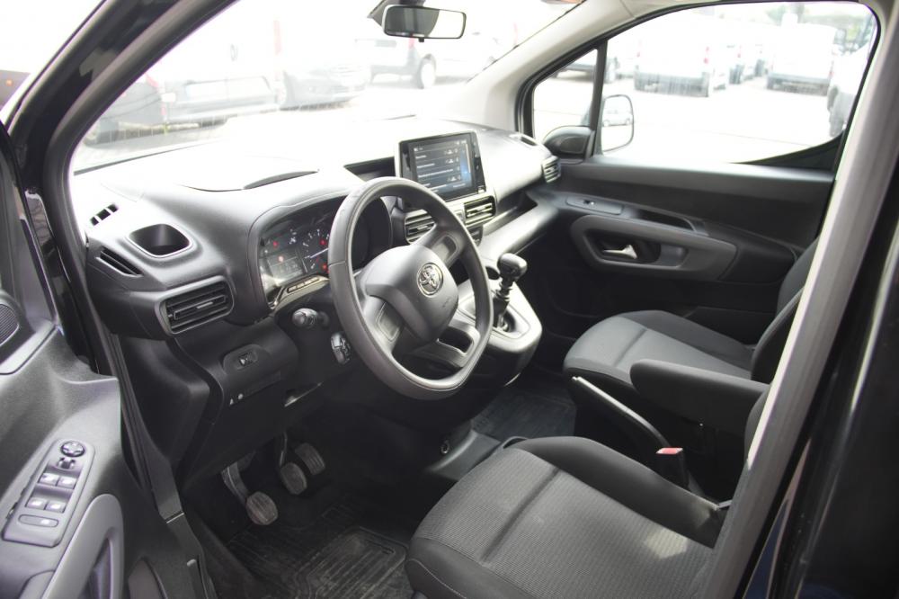 toyota-proace-2021-diesel-1500cc